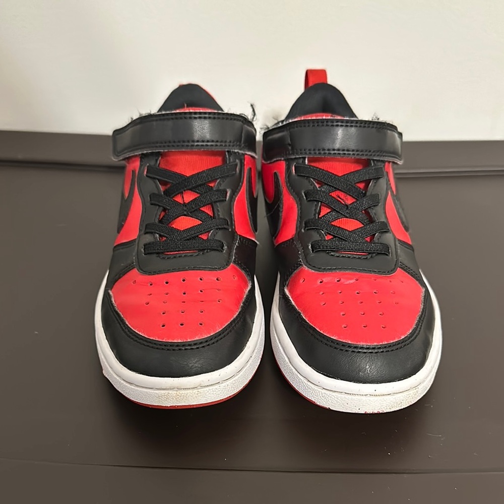 Nike Low Top Sneakers